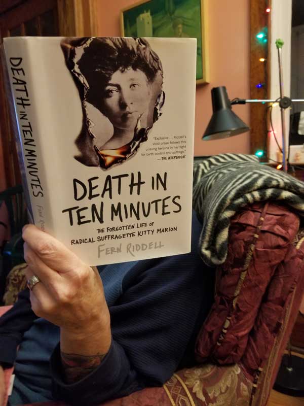 Sue R reading Death in Ten Minutes